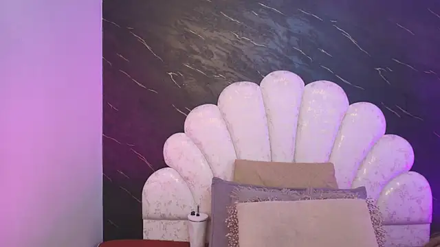  MiaBrown  online show from April 2026 01:41:01 PM