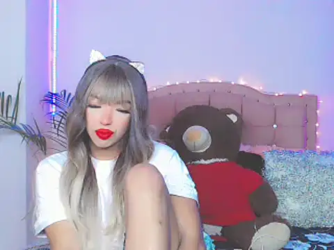 Tanedra collings online show from December 2024 12:47:01 AM