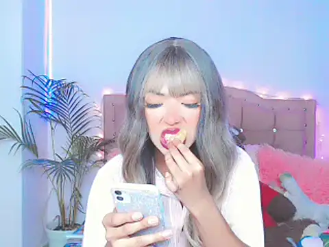 Tanedra collings online show from January 2025 01:47:01 AM