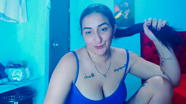 Snapshot of liz_dirty chatting on January 2025 03:38:01 AM liz dirty online show from January 2025 03:38:01 AM