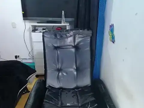 Snapshot of Yunhot_ chatting on March 2025 05:00:02 AM Yunhot  online show from March 2025 05:00:02 AM