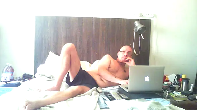 Snapshot of dazuk4513 chatting on May 2026 05:09:01 PM dazuk4513 online show from May 2026 05:09:01 PM