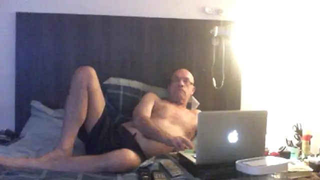 Snapshot of dazuk4513 chatting on July 2026 12:01:01 AM dazuk4513 online show from July 2026 12:01:01 AM