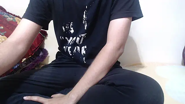Snapshot of Alexdelarge323 chatting on July 2026 02:45:01 PM Alexdelarge323 online show from July 2026 02:45:01 PM