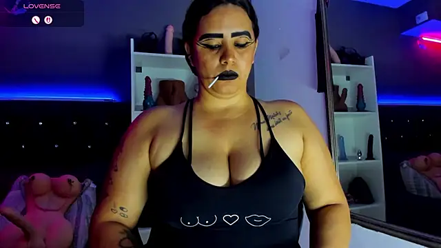 Snapshot of MariaGaitan chatting on June 2026 05:18:02 PM MariaGaitan online show from June 2026 05:18:02 PM