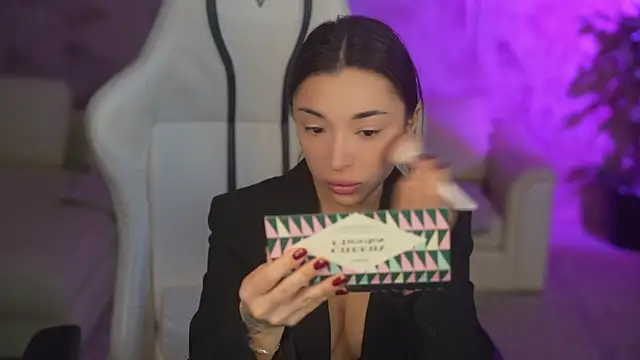 Jasmine Flow online show from November 2025 08:20:02 AM