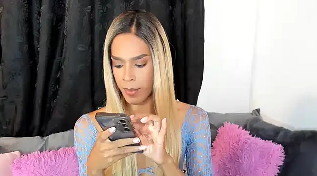 SKYLAROSSE online show from December 2024 02:17:02 AM