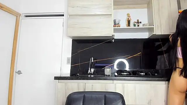 Snapshot of SEXY_DANNA17 chatting on March 2026 11:07:02 PM SEXY DANNA17 online show from March 2026 11:07:02 PM