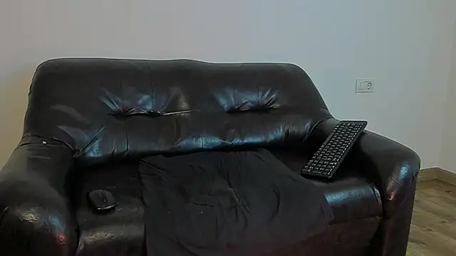 KingMalcom online show from January 2025 10:32:01 AM