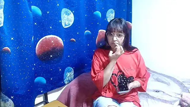 clarisse69 online show from April 2026 11:57:02 PM