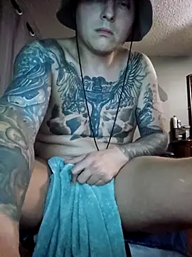 Snapshot of MrBiggBallz chatting on December 2024 11:29:02 AM MrBiggBallz online show from December 2024 11:29:02 AM