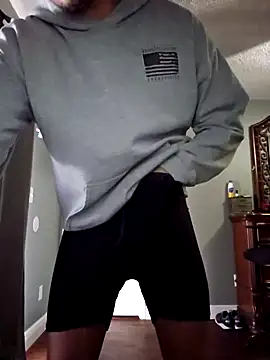 Snapshot of MrBiggBallz chatting on January 2025 07:21:01 PM MrBiggBallz online show from January 2025 07:21:01 PM