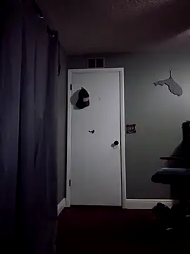 Snapshot of MrBiggBallz chatting on January 2025 02:36:01 AM MrBiggBallz online show from January 2025 02:36:01 AM