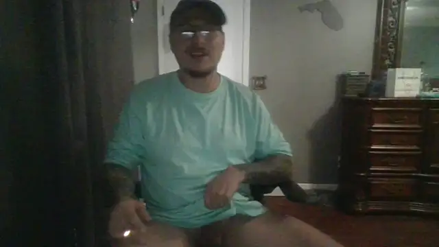 Snapshot of MrBiggBallz chatting on February 2025 09:43:02 PM MrBiggBallz online show from February 2025 09:43:02 PM