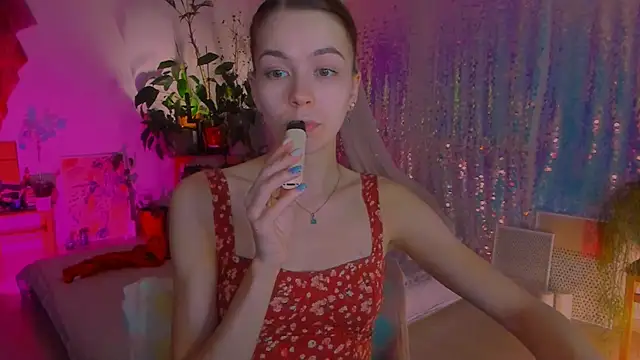 poli   online show from February 2025 10:32:01 PM