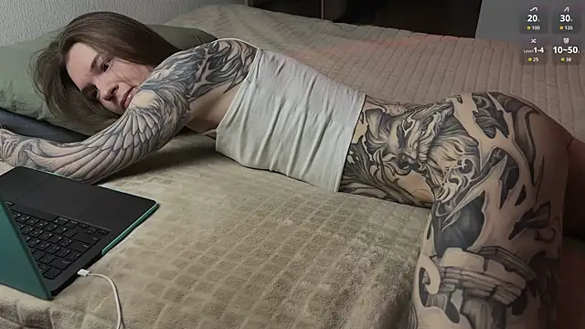 Snapshot of dnonilol chatting on December 2025 02:38:01 AM dnonilol online show from December 2025 02:38:01 AM