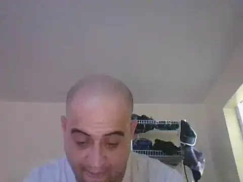 Snapshot of alphaswitchard chatting on December 2024 06:50:01 PM alphaswitchard online show from December 2024 06:50:01 PM