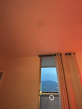 Im Valentina online show from February 2026 11:12:01 PM