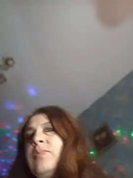 Snapshot of VanezaSmith chatting on April 2026 07:50:02 PM VanezaSmith online show from April 2026 07:50:02 PM
