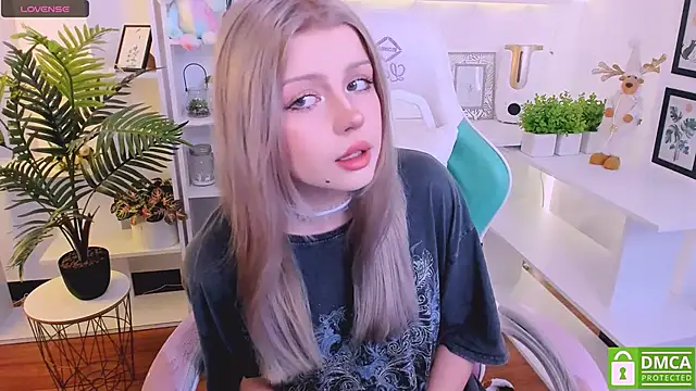 Grace and  Jacob online show from January 2025 08:03:01 AM