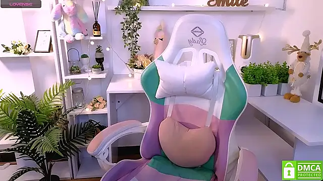 Grace and  Jacob online show from February 2025 09:19:02 PM