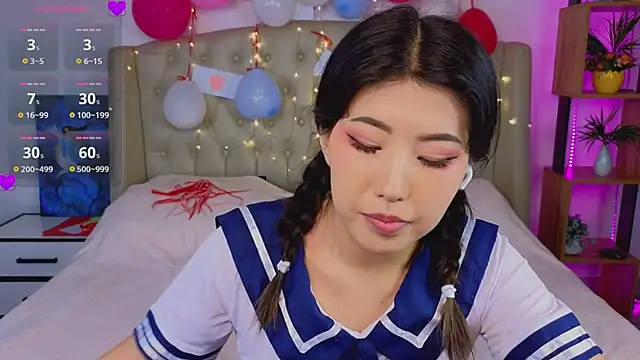 Snapshot of Wendy__Hills chatting on February 2025 03:49:01 PM Wendy Hills online show from February 2025 03:49:01 PM