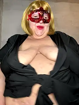 Snapshot of mariannecox chatting on December 2024 01:13:01 AM mariannecox online show from December 2024 01:13:01 AM