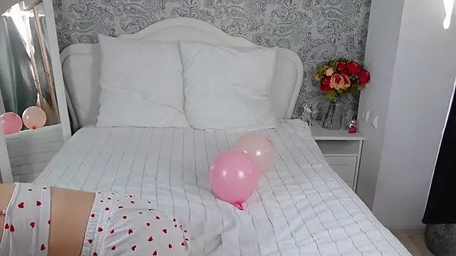 MollyBrams online show from September 2025 04:07:01 AM