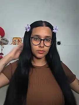 Snapshot of Annya-sweet chatting on July 2026 03:05:01 PM Annya-sweet online show from July 2026 03:05:01 PM