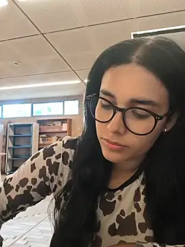 Snapshot of Annya-sweet chatting on July 2026 08:00:01 PM Annya-sweet online show from July 2026 08:00:01 PM