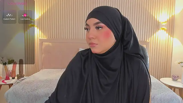 Snapshot of Sooffii_1 chatting on March 2025 05:31:02 AM Sooffii 1 online show from March 2025 05:31:02 AM