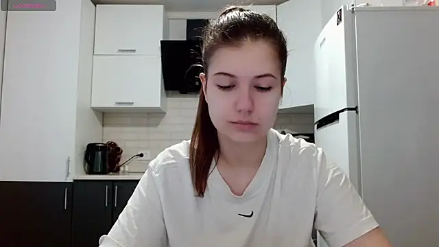 Snapshot of SayMeow_ chatting on June 2026 06:00:02 AM SayMeow online show from June 2026 06:00:02 AM