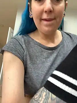 MissCumberdale online show from January 2025 08:42:01 PM