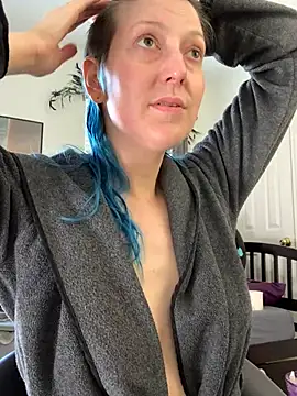 MissCumberdale online show from January 2025 08:21:02 PM