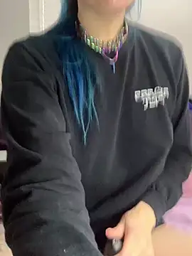 MissCumberdale online show from November 2025 06:11:02 PM