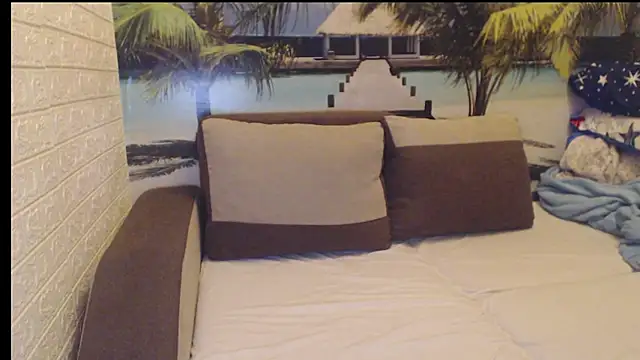 Snapshot of Queen__Natasha chatting on September 2025 09:05:02 PM Queen  Natasha online show from September 2025 09:05:02 PM