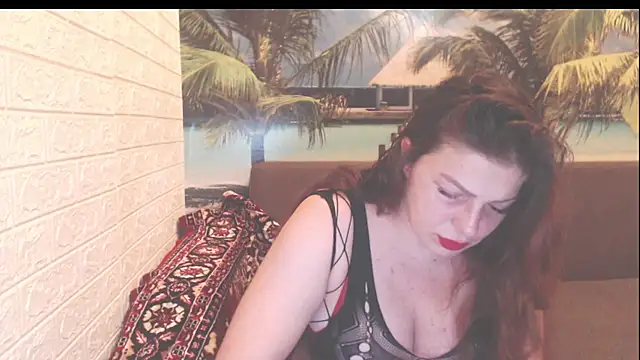 Snapshot of Queen__Natasha chatting on October 2025 08:18:01 PM Queen  Natasha online show from October 2025 08:18:01 PM