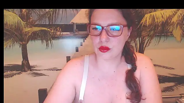 Queen  Natasha online show from June 2026 09:05:02 PM