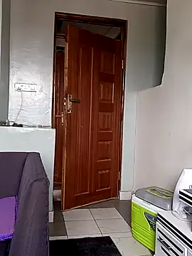 Snapshot of Prettybecs chatting on December 2024 05:28:02 AM Prettybecs online show from December 2024 05:28:02 AM