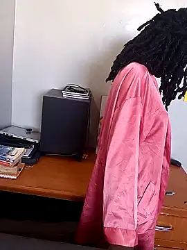 Snapshot of Prettybecs chatting on February 2025 06:01:01 AM Prettybecs online show from February 2025 06:01:01 AM