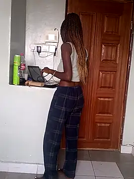 Snapshot of Prettybecs chatting on October 2025 06:25:01 AM Prettybecs online show from October 2025 06:25:01 AM