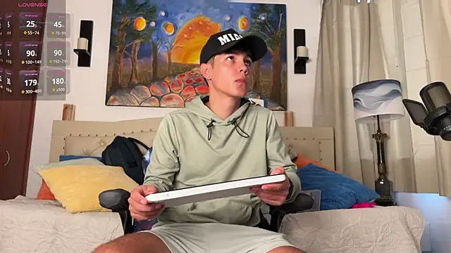 Snapshot of Adams_ricci chatting on January 2026 01:27:02 PM Adams ricci online show from January 2026 01:27:02 PM