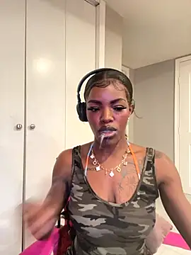 wishwashhy22 online show from October 2025 07:18:02 AM