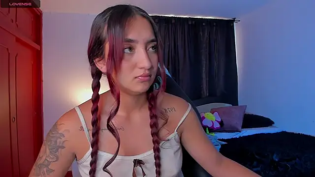  Tammyy online show from December 2024 07:14:01 PM