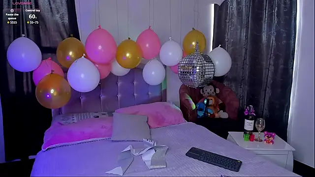  Tammyy online show from July 2026 07:04:01 PM