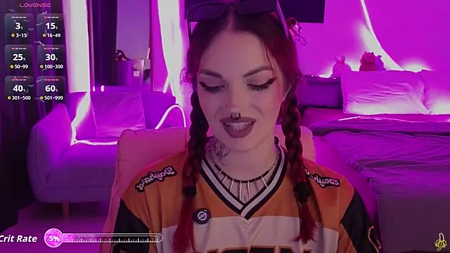 Snapshot of BratzieDarsie chatting on June 2026 01:46:01 PM BratzieDarsie online show from June 2026 01:46:01 PM