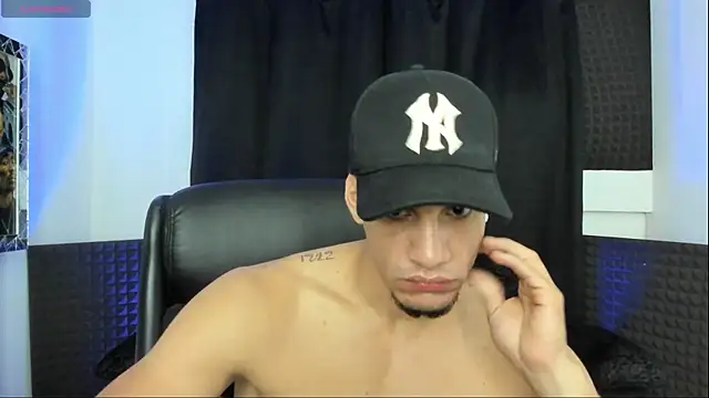 jhonnysnow17 online show from June 2026 05:46:01 AM
