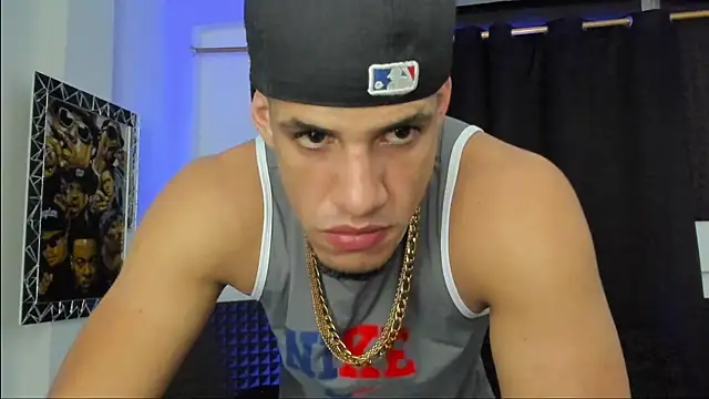 jhonnysnow17 online show from July 2026 07:04:02 AM