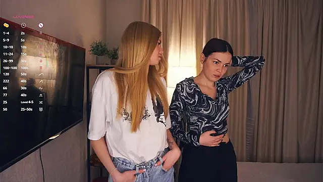 EllenReeves online show from November 2025 05:10:01 AM