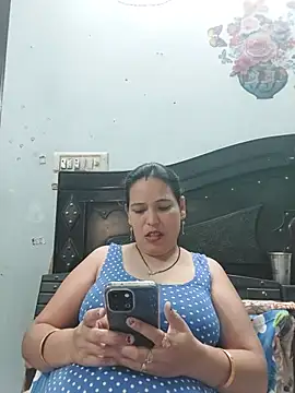Poojabhabi101 online show from June 2026 05:53:01 AM